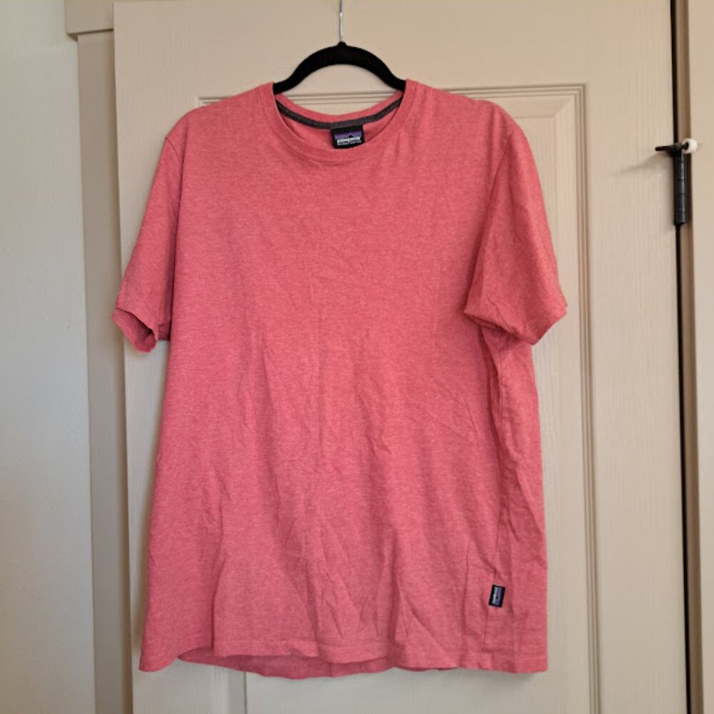 Mens Red Patagonia t-shirt Large organic Cotton